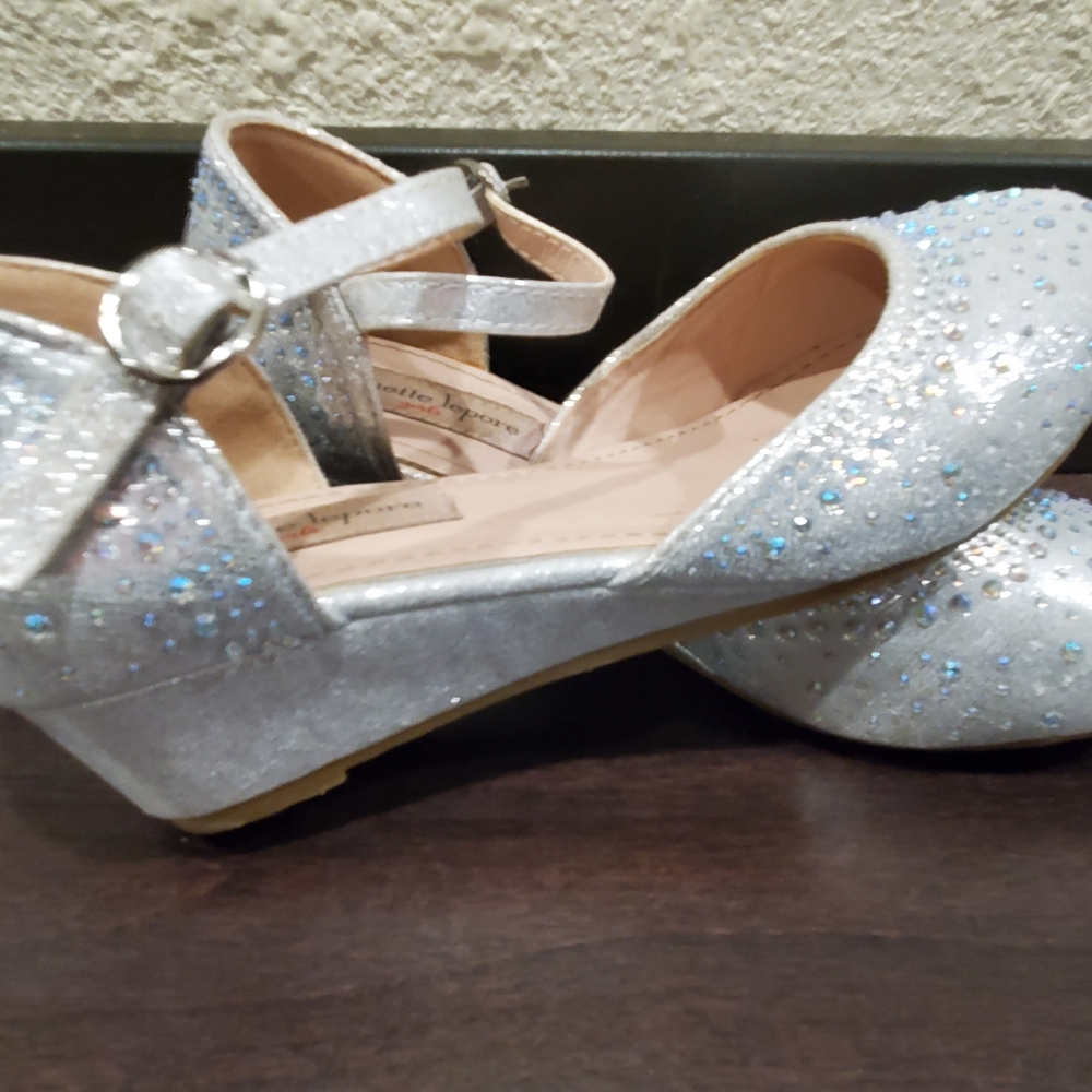 Girls silver wedges